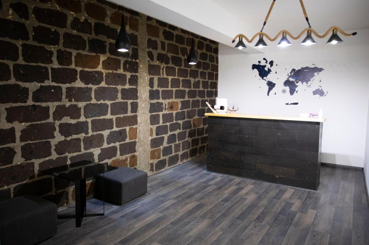 One Day Hotel Erevan Esterno foto