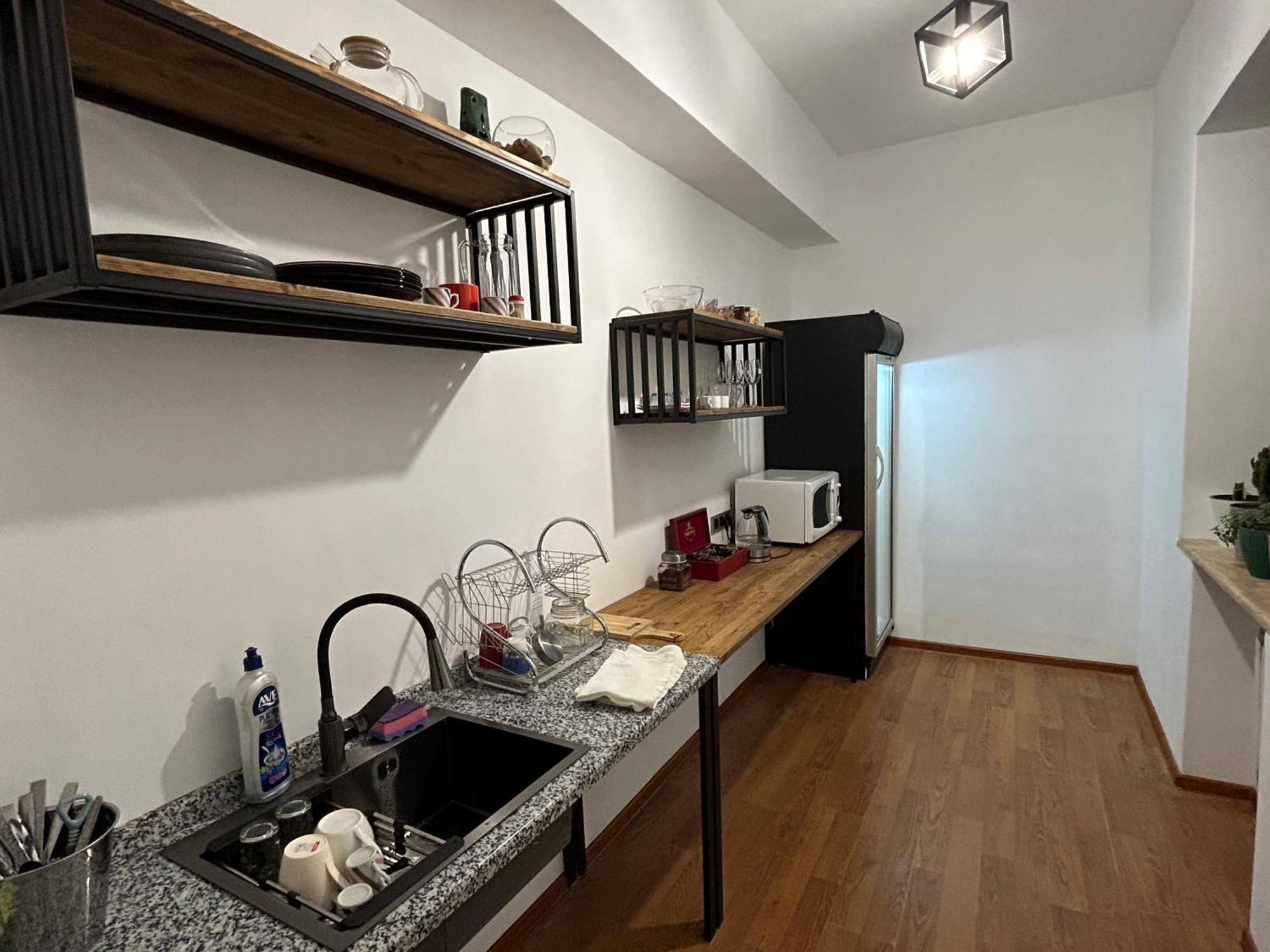 One Day Hotel Erevan Esterno foto